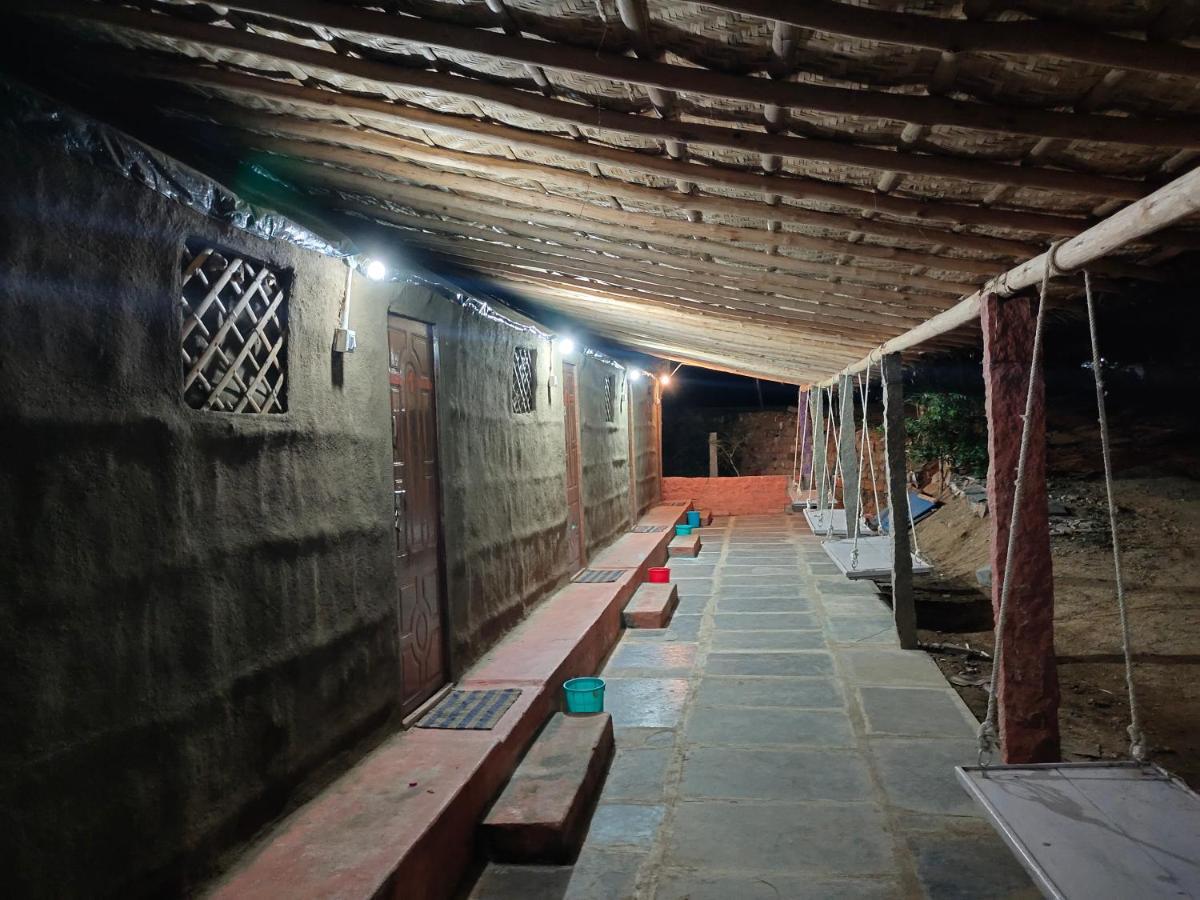 Waterfall Guesthouse Hampi Εξωτερικό φωτογραφία